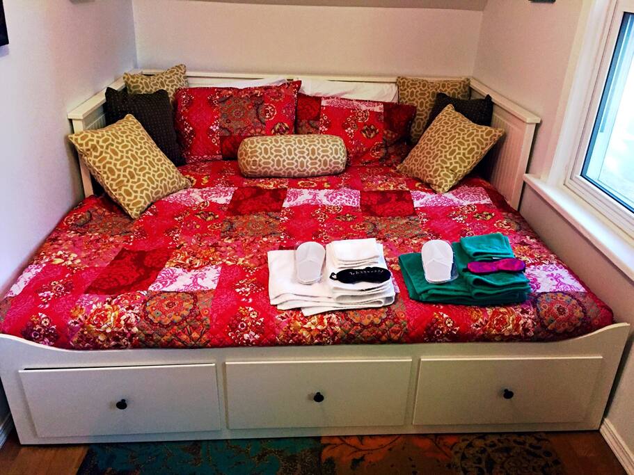 King size bed