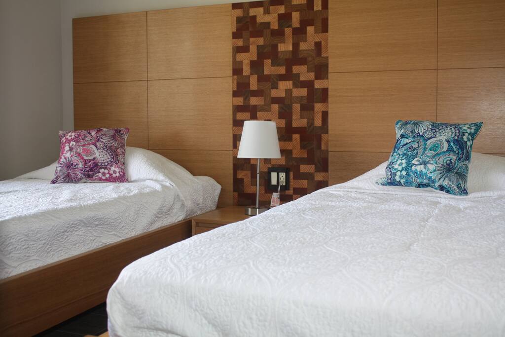 Two twin beds, USB ports.
