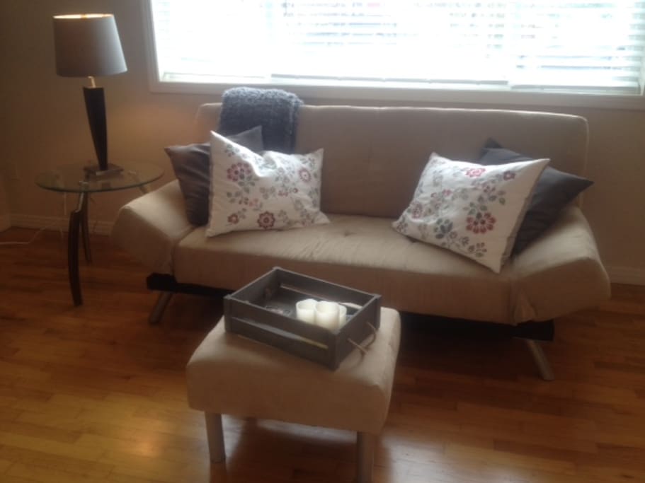 click couch-bed
