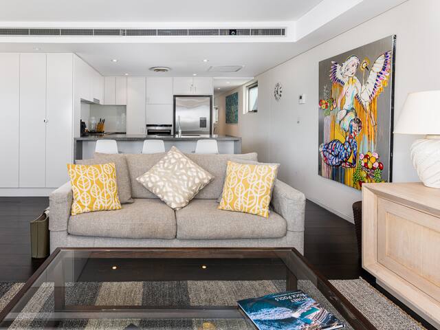 Beachside Penthouse in Bronte gallery image 4