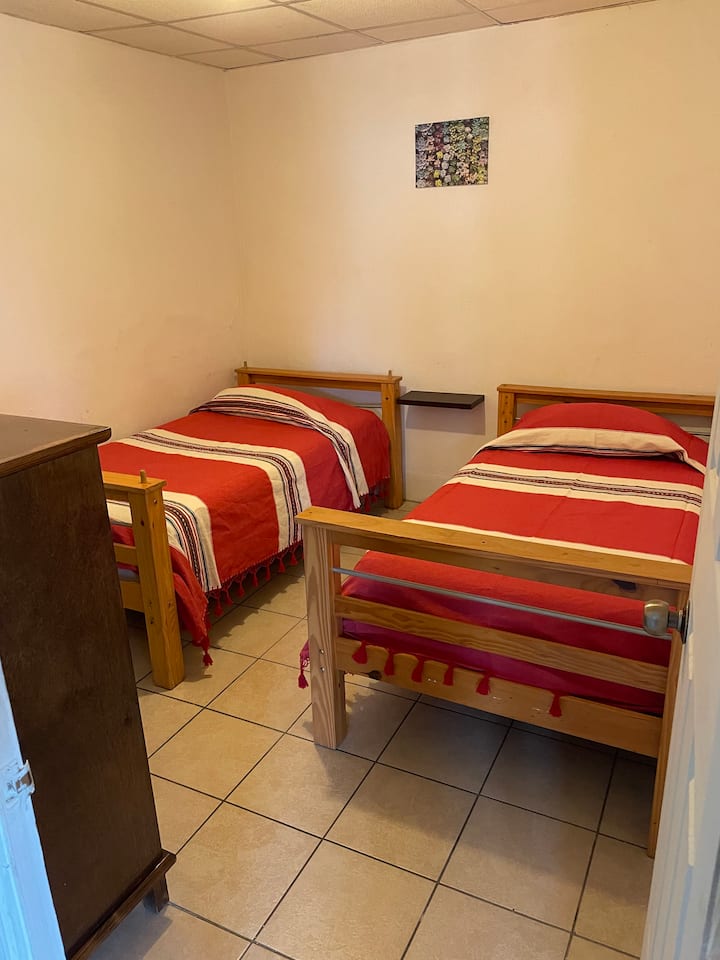 غرفة النوم 2