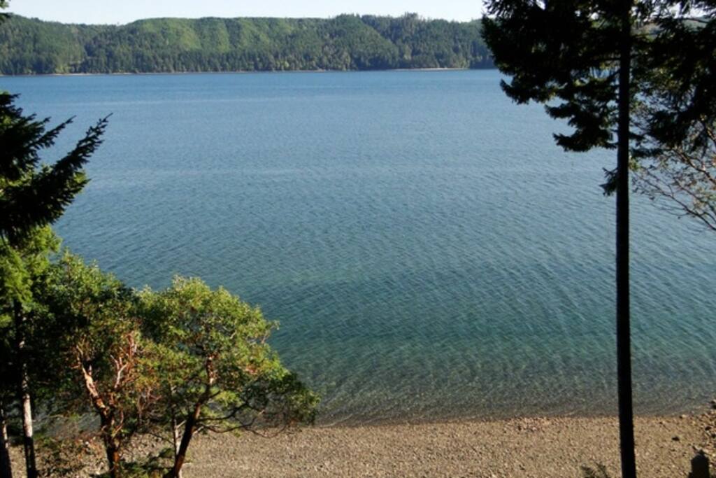 Eldon House on Hood Canal Houses for Rent in Lilliwaup, Washington