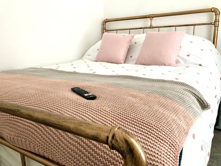 Chambre 2 lit double, le tout avec matelas de qualité supérieure
