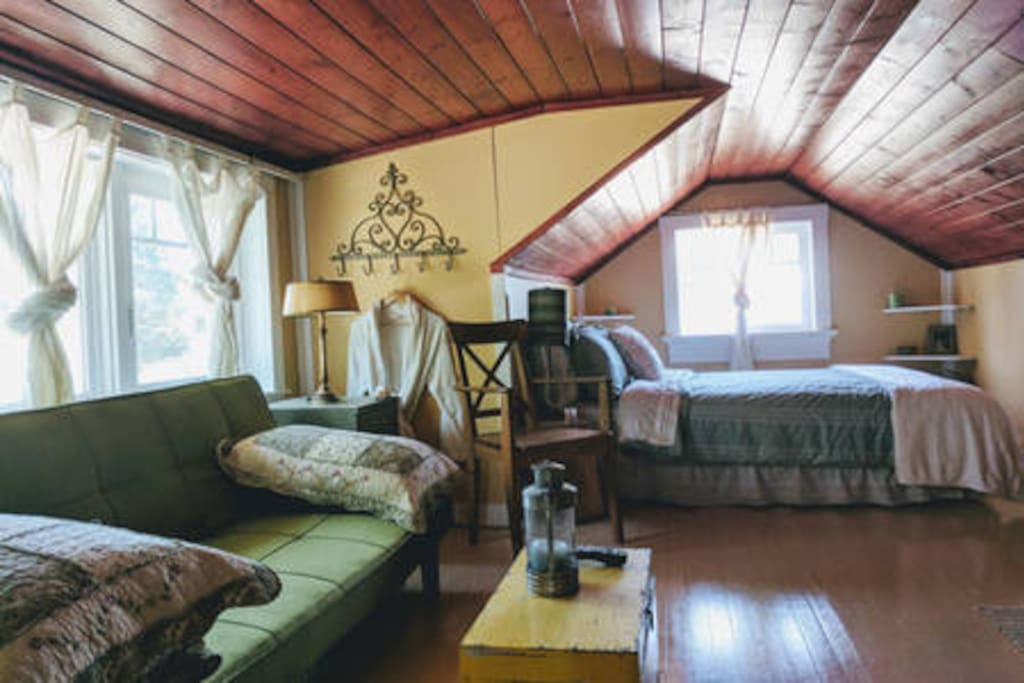 This is room B for this listing