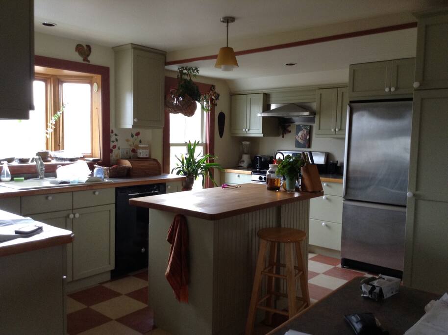 Fully equipped kitchen