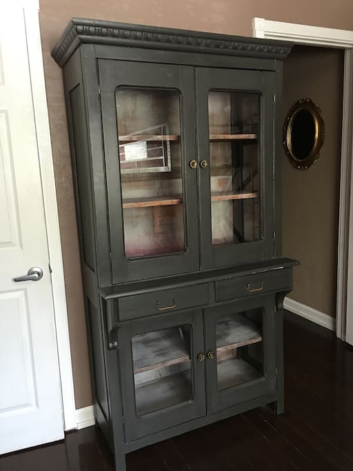 Antique is Best