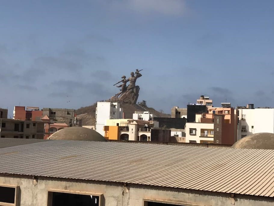 Vue de la terrasse - Statue de la Renaissance