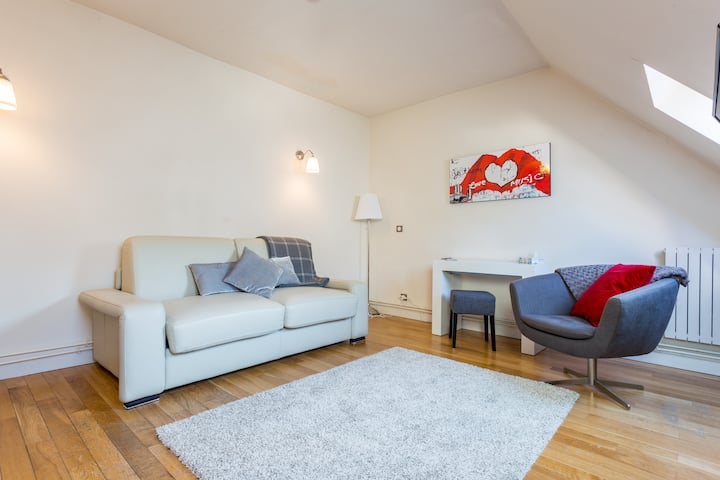 Lovely studio walking distance from Champs-Élysées