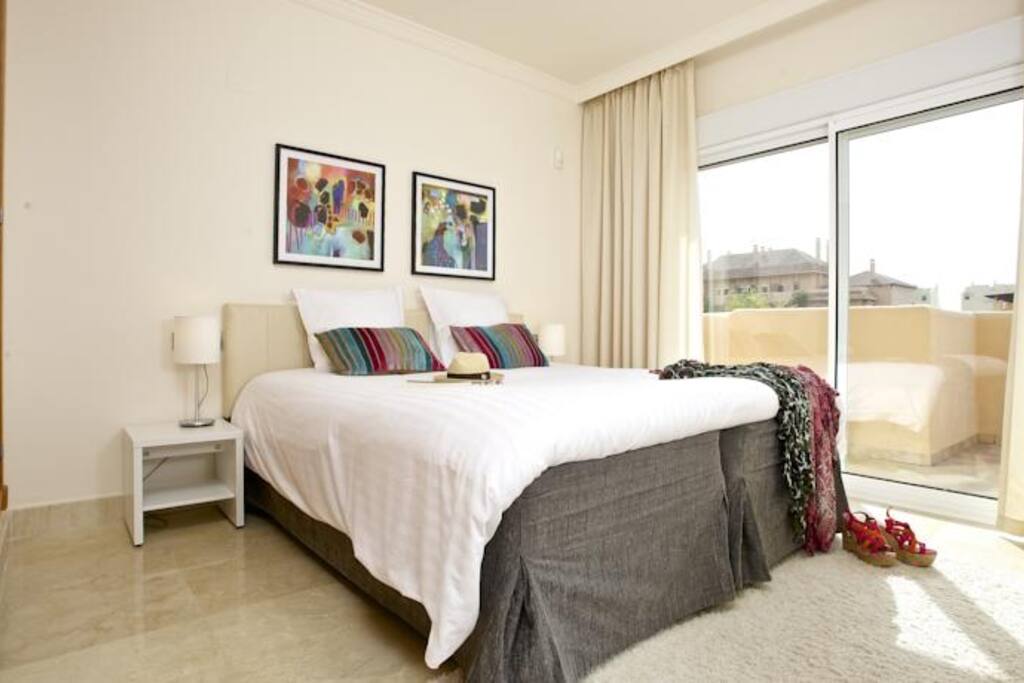 Bedroom 1 en suite