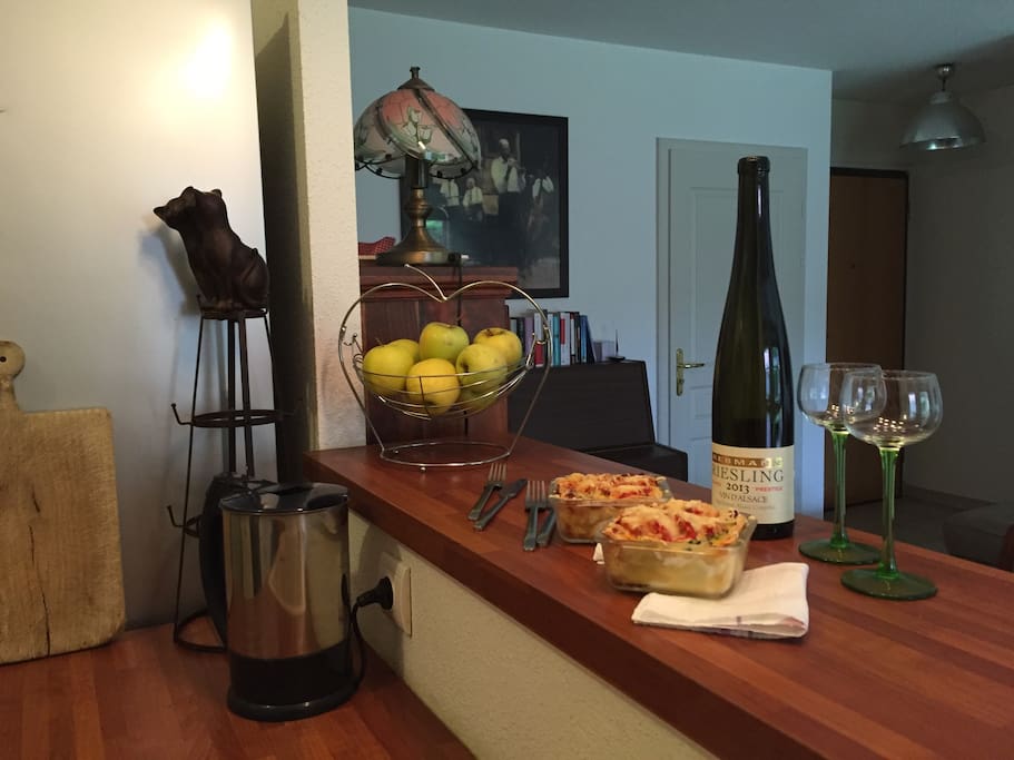 Easy to repose at home with delicious local specialties after a long day of exploring.