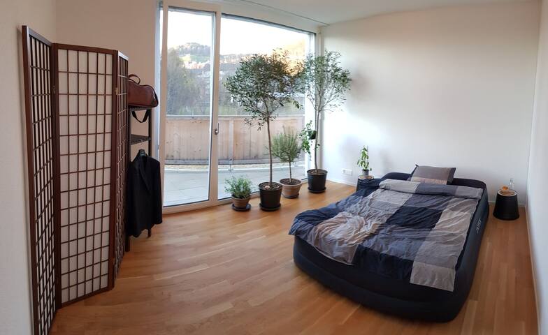 Airbed without Breakfast | simple and clean