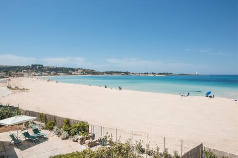 San Vito Sea Front  Holiday Rental Villa Canneto