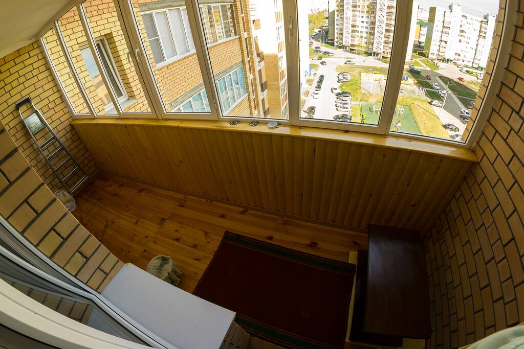 balcony