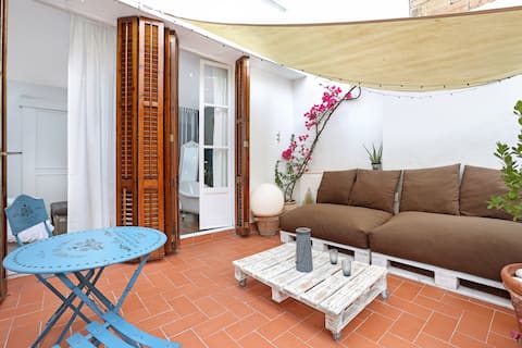 Bohemian duplex penthouse in Barcelona