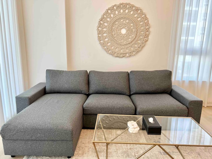Corner Apartment With Private Beach And Pool View - Dubaj