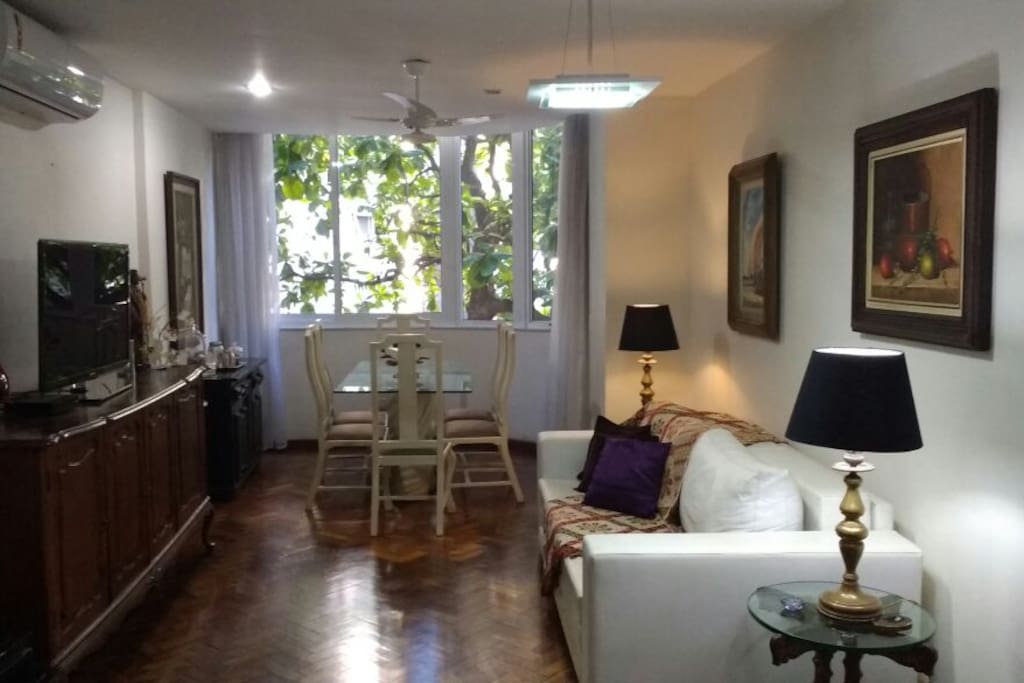 Sala de visita/ jantar.