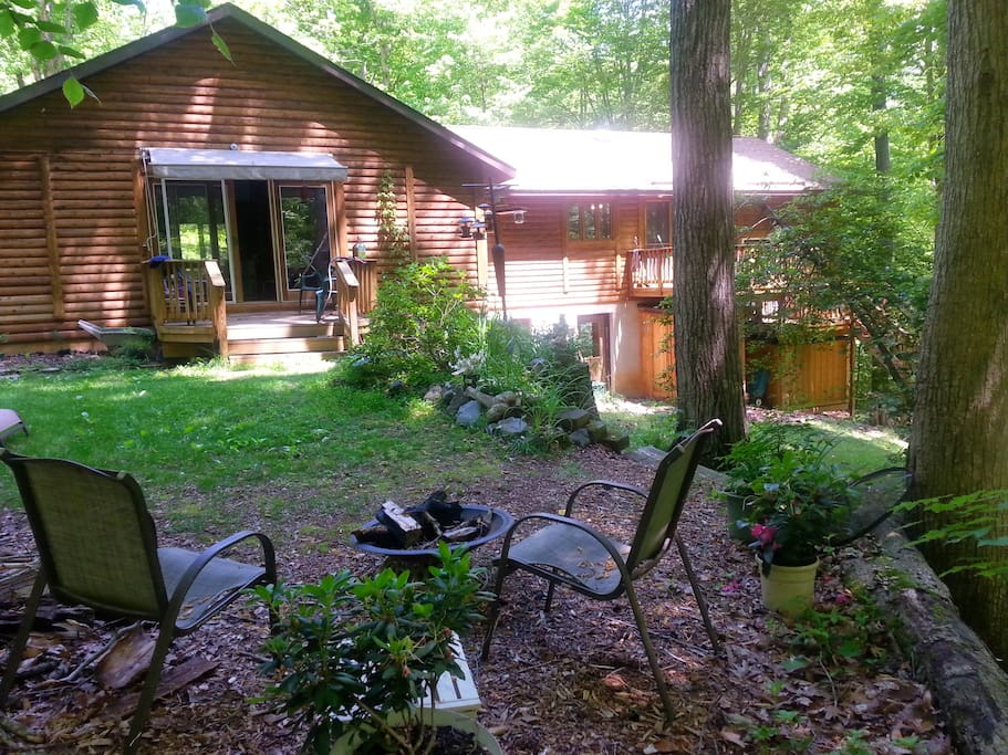 The Back Yard, Deck, Bird Feeding Station, Fire pit, & 11 Circuit Classical Labyrinth