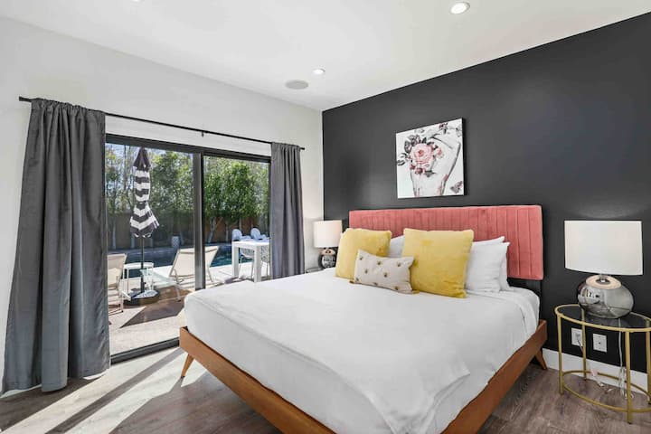 ห้องนอน 2 เตียงคิงไซส์