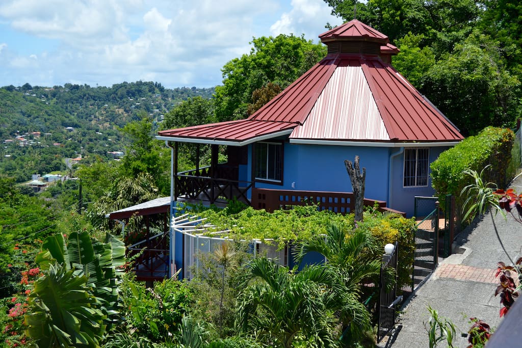Panoramic Villa Outside