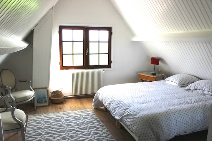 Double room 1 on the first floor: bed 160