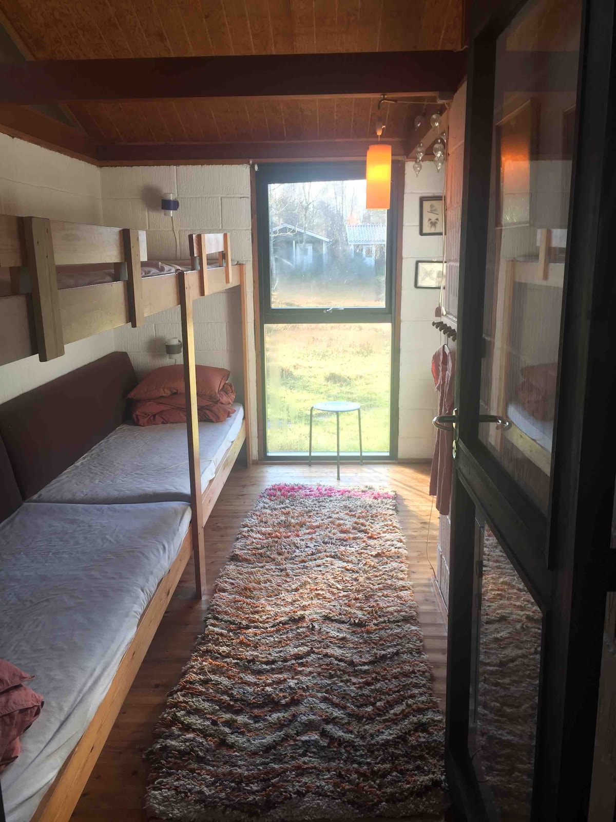 Izba 2 - s 2 poschodovými posteľami pre dospelých