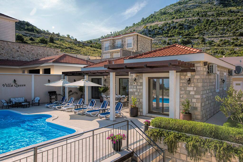 THE SPACIOUS TERRACE OFFERS YOU DIFFERENT PLACES TO RELAX. THE OUT DOOR SOFAS ARE A GREAT PLACE FOR MORNING COFFEE OR EVENING COCKTAILS BEFORE BBQ