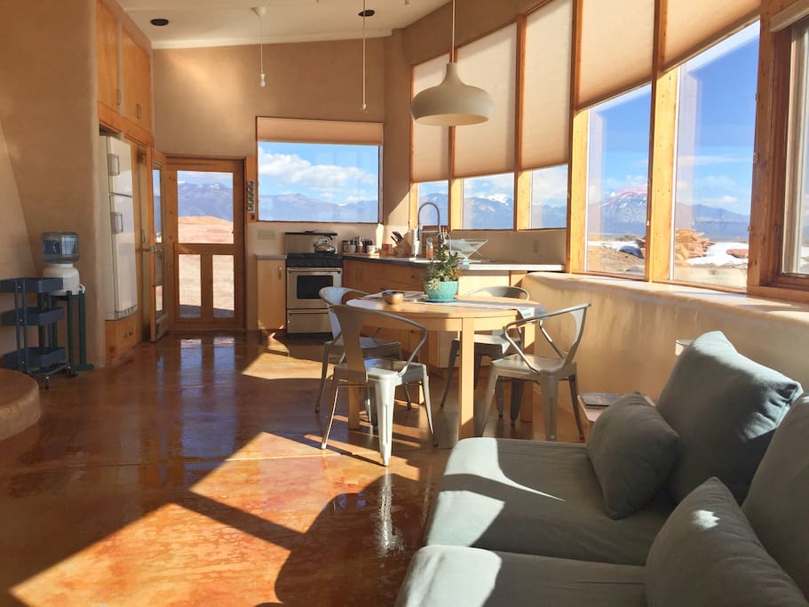 Taos Earthship Modern + Mesa Earth houses for Rent in El Prado, New