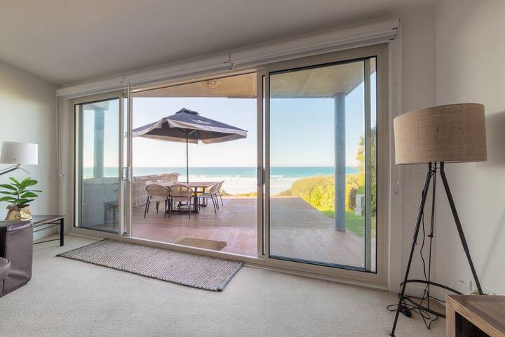Bayview Beachfront Apartment gallery image 5
