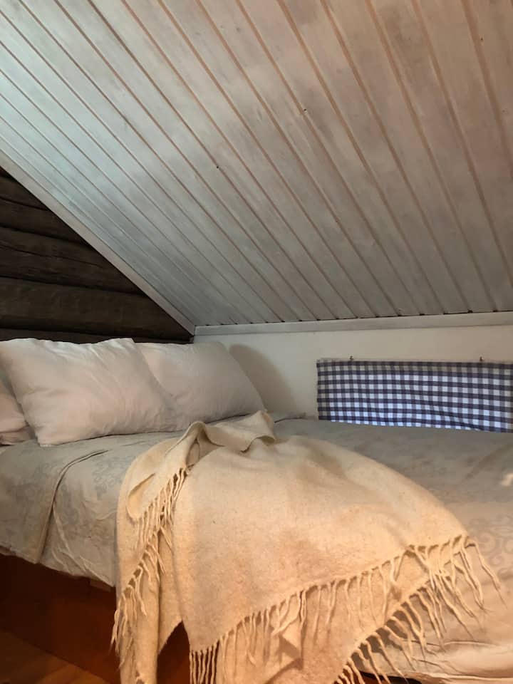 Camera da letto #3
Letto 120 x 200 cm