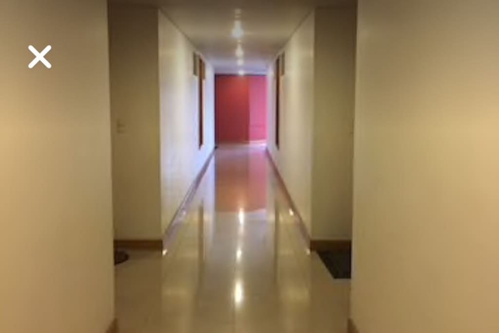 Pasillo hacia el departamento