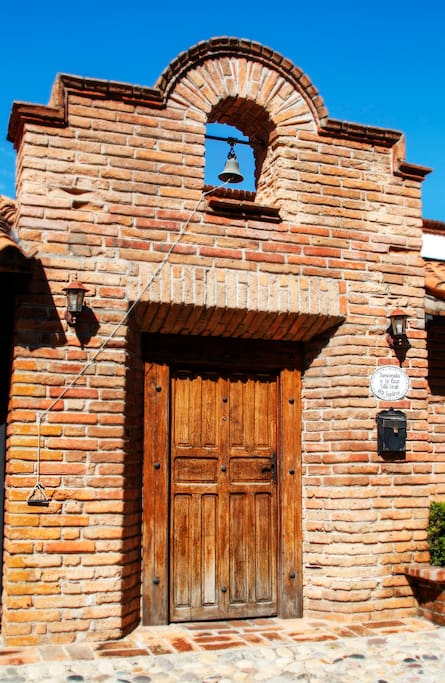 Entrance from street