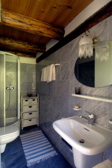 Badezimmer Blaues Zimmer