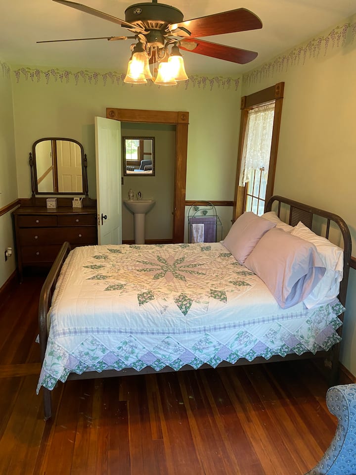 Bedroom 5