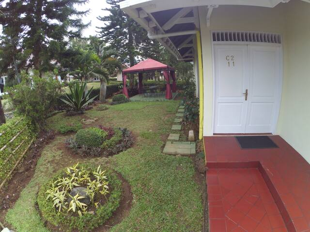 Villa kota bunga cipanas,puncak Villas for Rent in Cipanas, West Java, Indonesia Villa kota bunga cipanas,puncak Villas for Rent in Cipanas, West Java, Indonesia