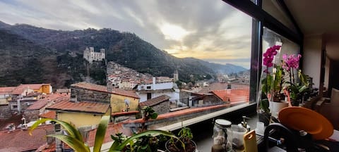 appartement 3 rooms castle view + free garage