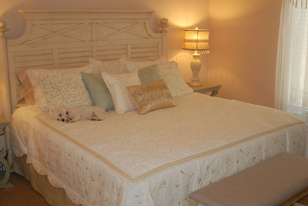 King Bed - Passion Room