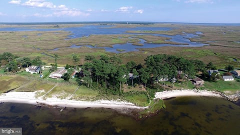 Rumbley Cottage on the Tangier Sound-Private Beach