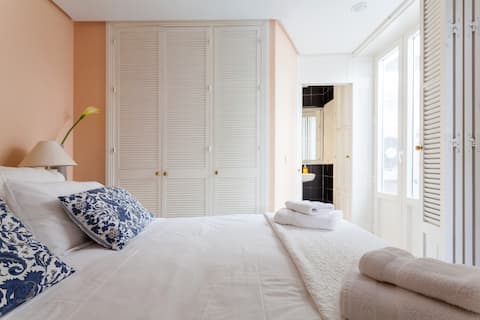 55 House Aq sevilla apartments in Sydney