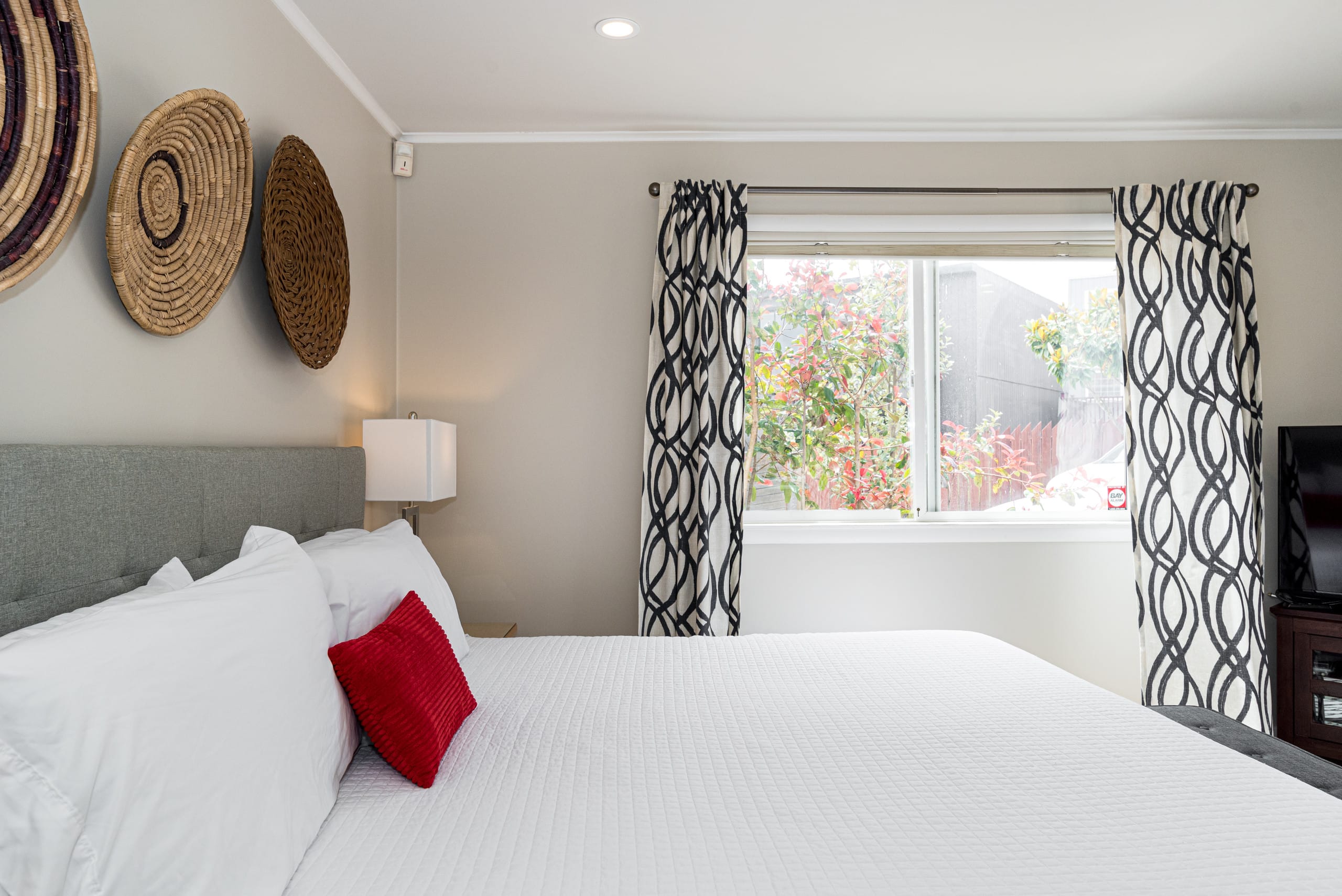 Home in San Francisco · ★4.95 · 3 bedrooms · 3 beds · 2 private baths - Image 40