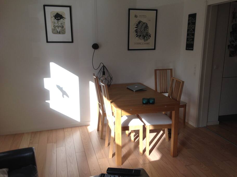 the table is resizable