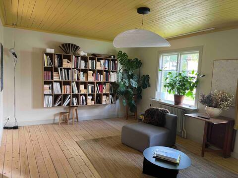 Popular Airbnb listing: Family house with large garden close to Stockholm city in Skarpnäck