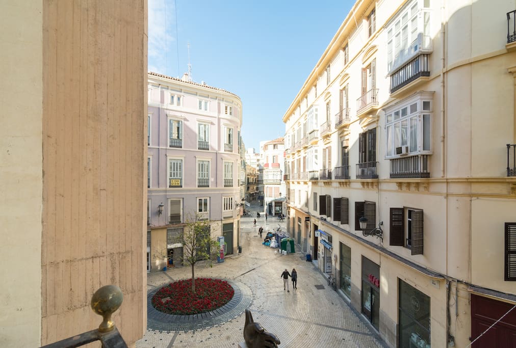 View from the balcony, just in Larios Street