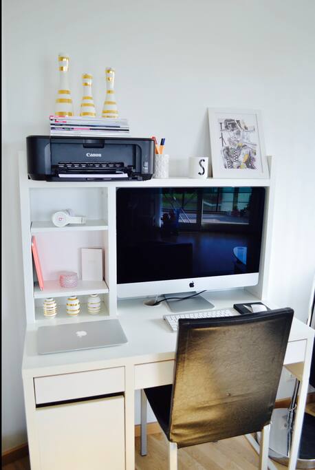 Place to work with computer