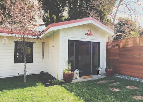 Successful Airbnb property: Comfy, Quiet, Serene, Casita Colibri in San Jose Downtown