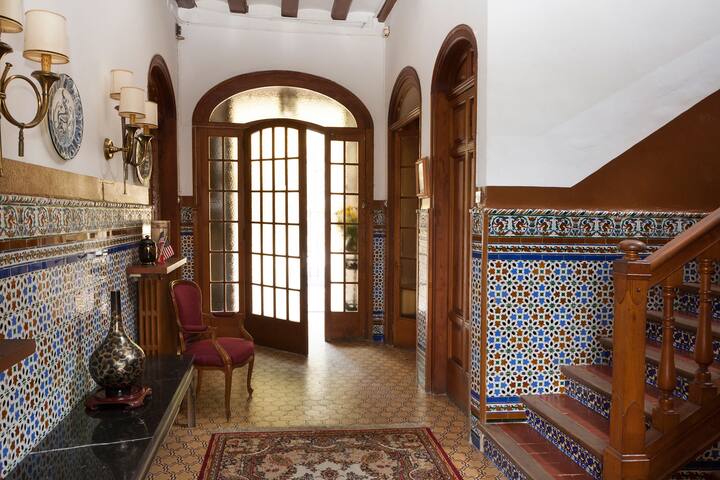 9 bedroom villa with large pool in Viladrau gallery image 5