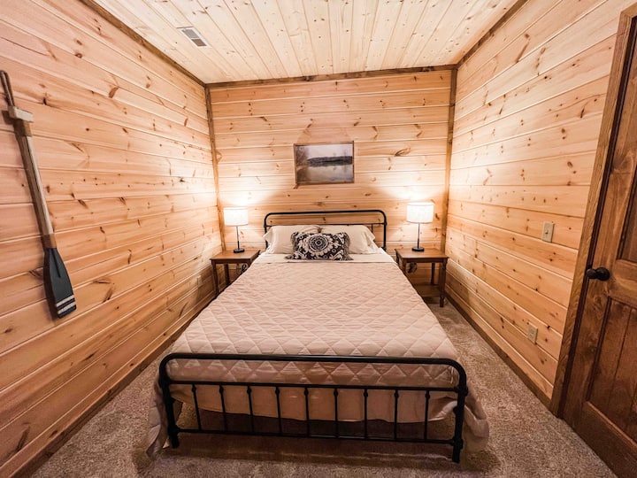 Downstairs Queen bedroom #3. This room does not have windows so it's best for those who like blackout curtains/ dark sleeping rooms. 