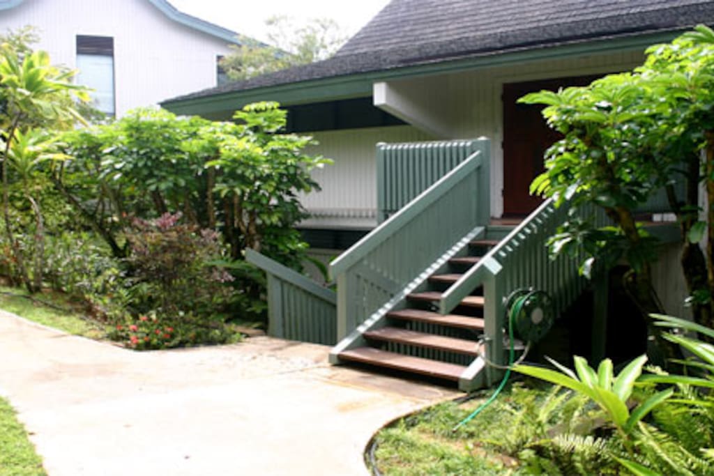 Steps leading up to Hale Moi 213 A