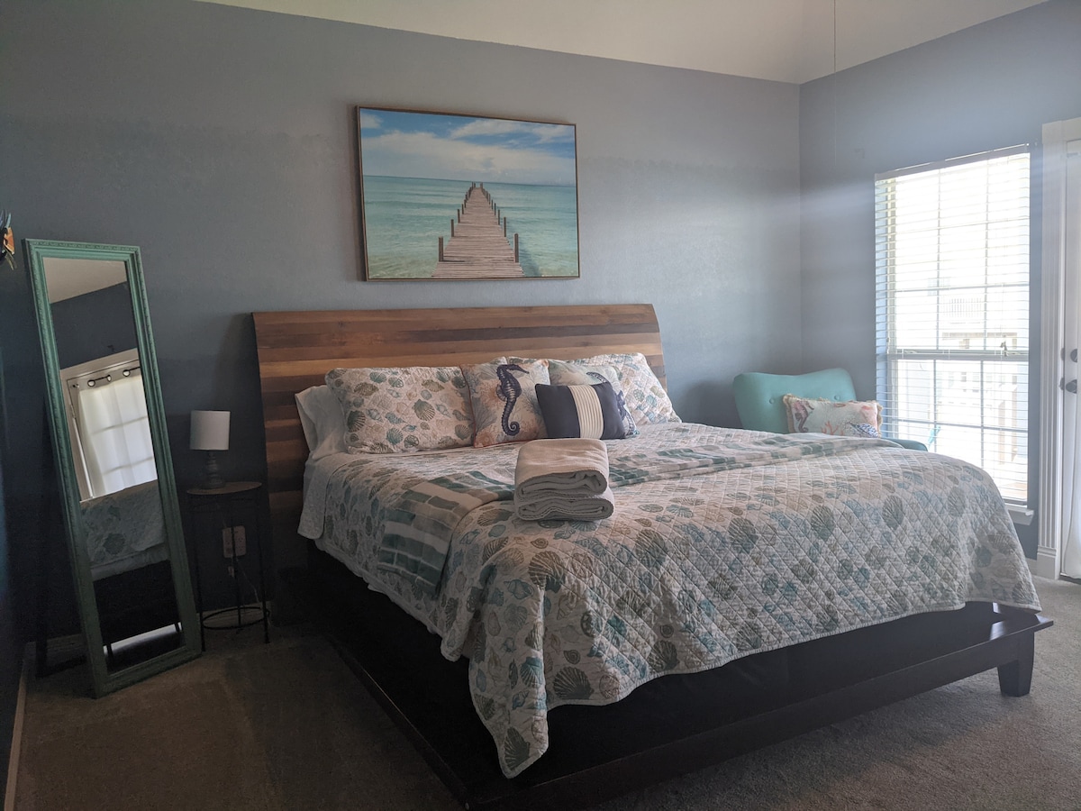 Dubbelsäng med eget badrum och balkong