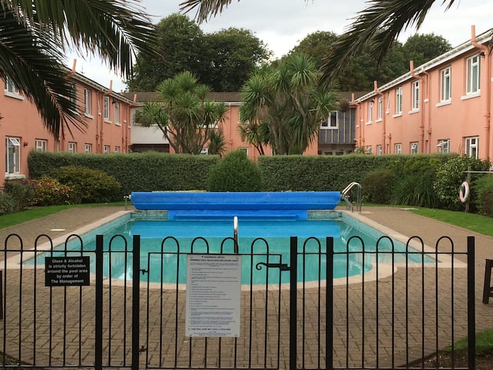 Sea front flat in Paignton, Devon Flats for Rent in Paignton, United