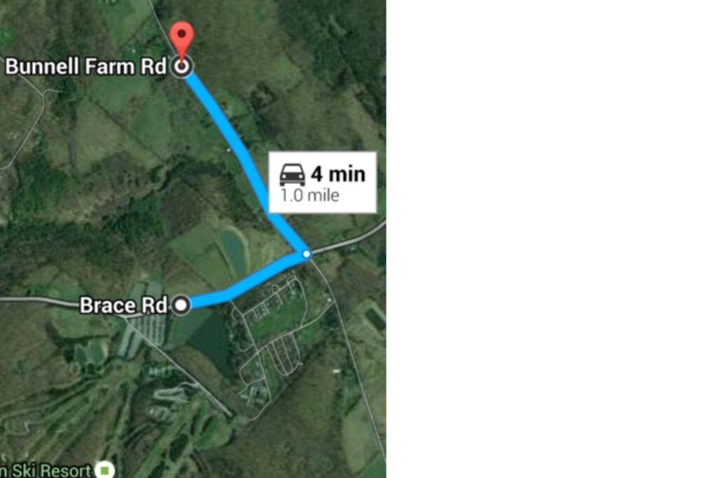 Only 1 mile from Elk Mountain ski resort